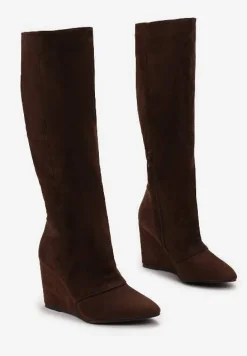 Ciemnobrązowe Kozaki przed Kolano na Koturnie ze Szpiczastym Noskiem Tarbina