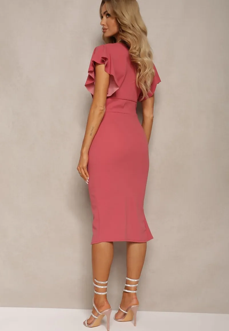 Ciemnoróżowa Kopertowa Sukienka z Trójkątnym Dekoltem i Falbankami Holana