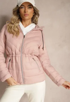 Ciemnoróżowa Kurtka z Kapturem Ozdobiona Pikowaniem i Sznurkami Zaimara