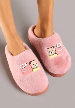 Ciemnoróżowe Futrzane Kapcie Vices na Platformie Ozdobione Naszywką Deofra