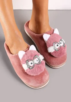 Ciemnoróżowe Futrzane Kapcie z Ozdobną Naszywką Oklonna