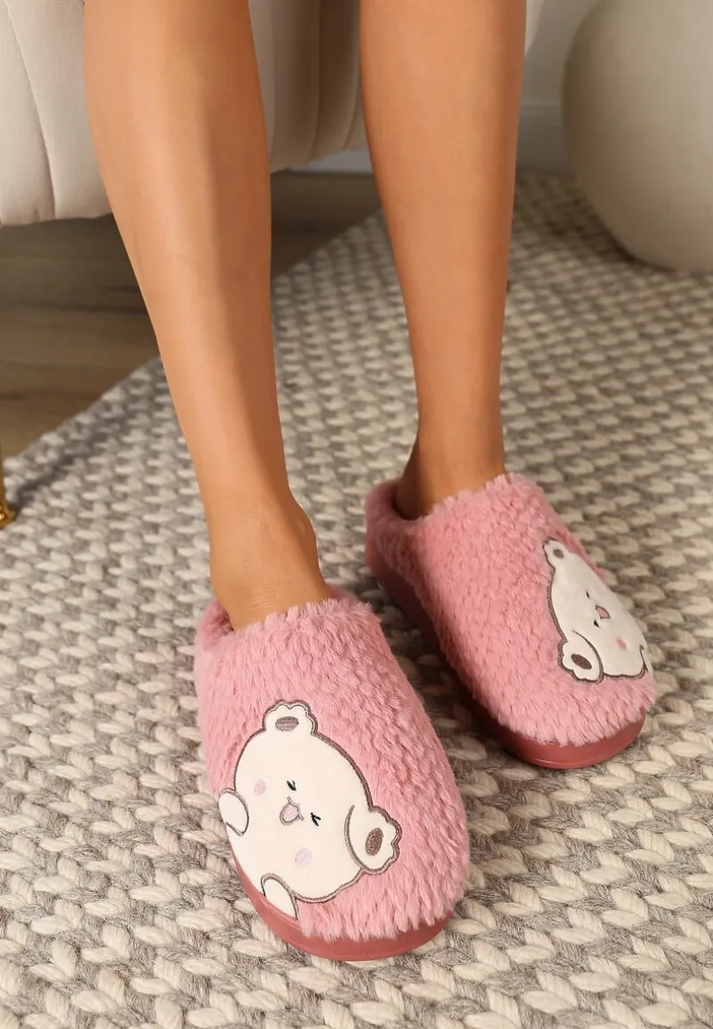 Ciemnoróżowe Kapcie na Platformie Ozdobione Haftowanym Motywem Laorisia