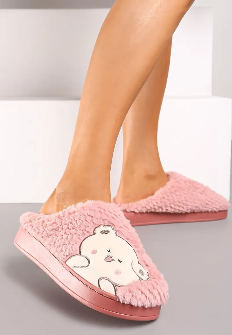 Ciemnoróżowe Kapcie na Platformie Ozdobione Haftowanym Motywem Laorisia