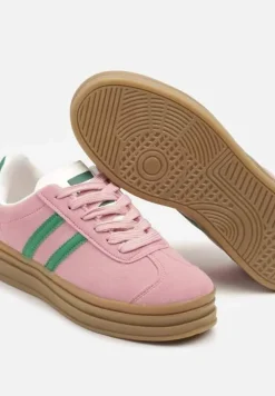 Ciemnoróżowe Klasyczne Sneakersy na Niewysokiej Platformie Terilee
