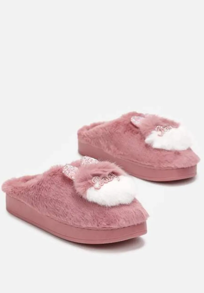 Ciemnoróżowe Płaskie Kapcie z Aplikacją 3D w Kształcie Króliczka Munere