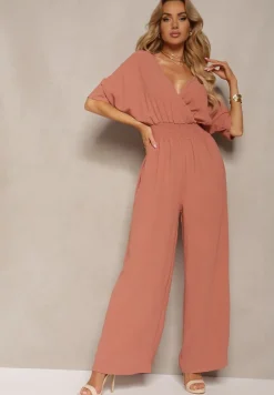 Ciemnoróżowy Kombinezon o Kopertowym Fasonie z Szerokim Luźnym Dołem i Kieszeniami Octoni