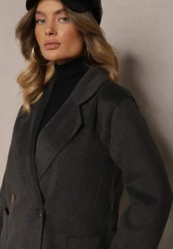 Ciemnoszary Płaszcz z Wiskozą o Dwurzędowym Kroju z Kieszeniami i Wiązanym Paskiem Ninneta