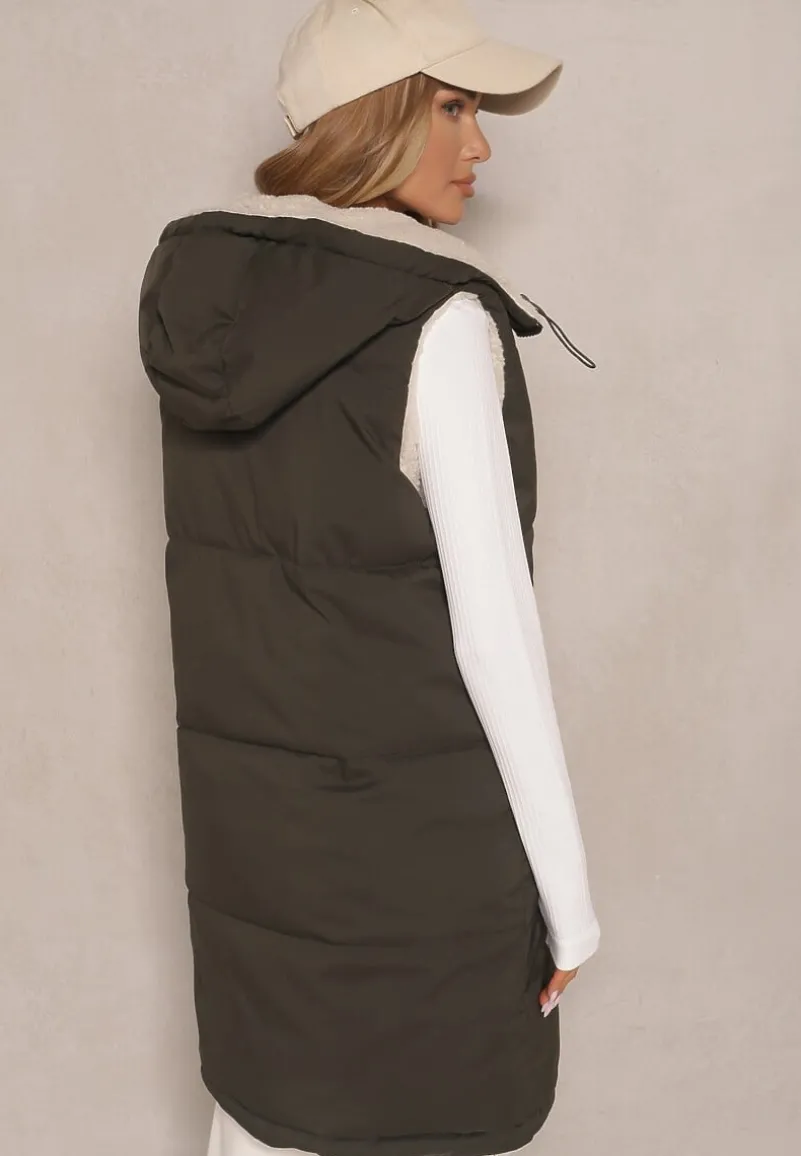 Ciemnozielona Dwustronna Kamizelka z Barankowym Futerkiem i Pikowanymi Przeszyciami z Kapturem Lertitana