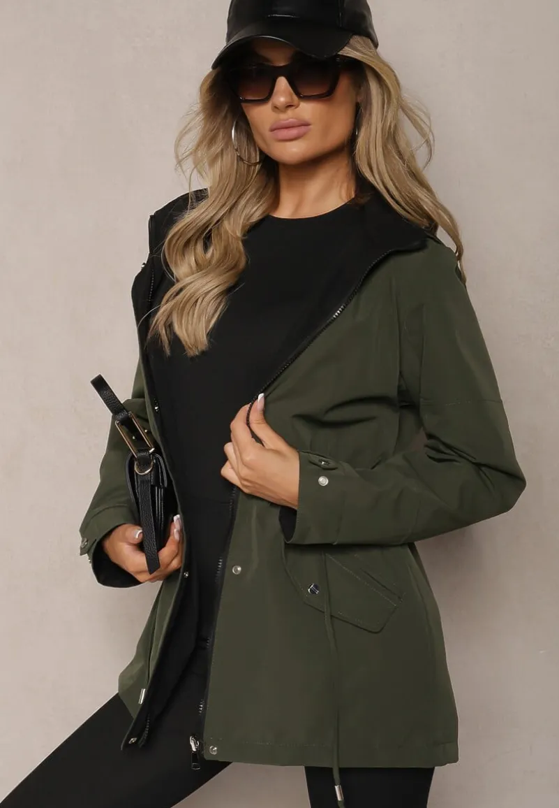 Ciemnozielona Dwustronna Kurtka w Stylu Parki Wykończona przy Rękawach Guzikami Mivatra