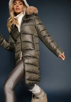 Ciemnozielona Dwustronna Kurtka Płaszcz z Klasycznym Pikowaniem i Kapturem z Futerkiem Nuncos