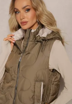 Ciemnozielona Krótka Kamizelka z Odpinanym Kapturem i Ozdobnym Pikowaniem Zalindas