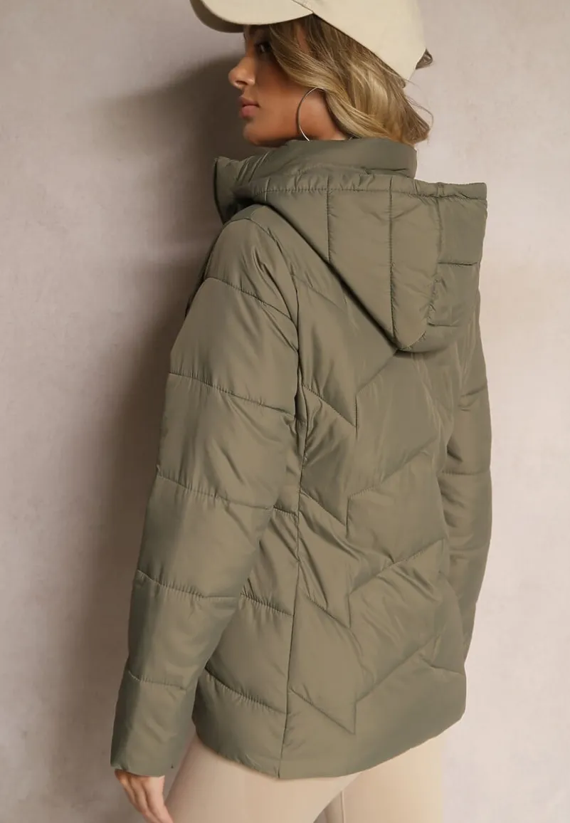 Ciemnozielona Kurtka Pikowana z Kapturem z Możliwością Odpięcia Felathra