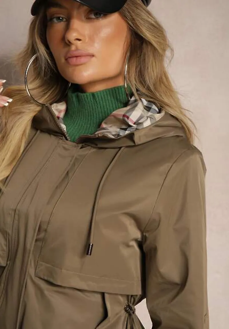 Ciemnozielona Kurtka Typu Parka ze Wzorzystymi Wstawkami w Kapturze i Podpinanych Rękawach Kailenna