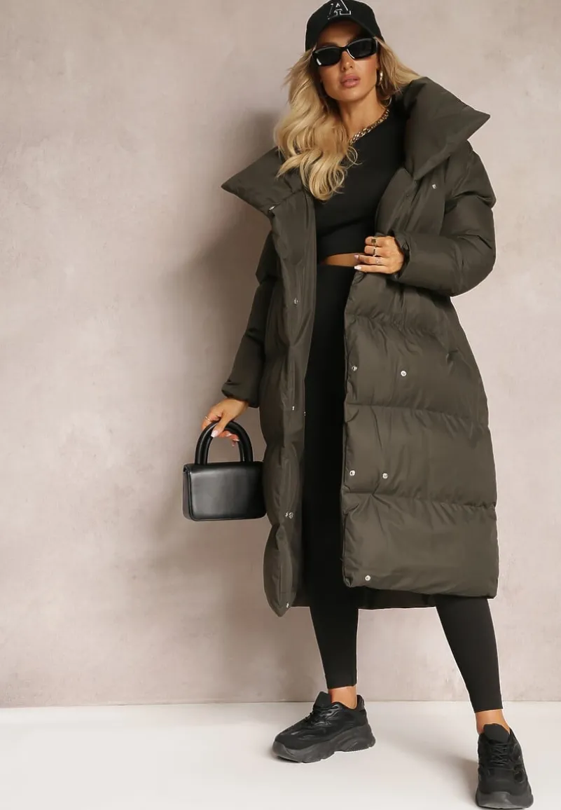 Ciemnozielona Kurtka z Wysokim Kołnierzem Zapinana na Napy z Paskiem Luliriva