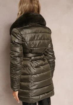 Ciemnozielona Pikowana Kurtka z Wiązanym Paskiem i Kołnierzem z Futerka Avrissa