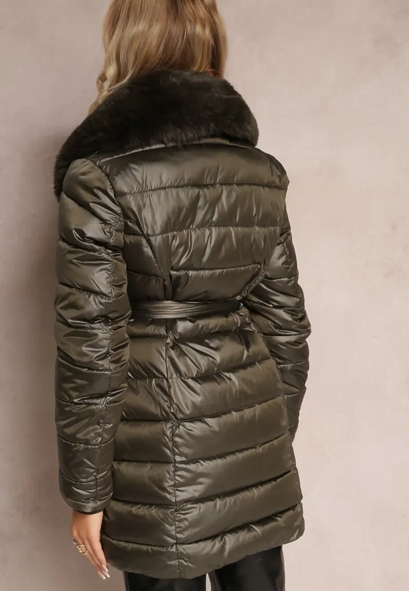 Ciemnozielona Pikowana Kurtka z Wiązanym Paskiem i Kołnierzem z Futerka Avrissa