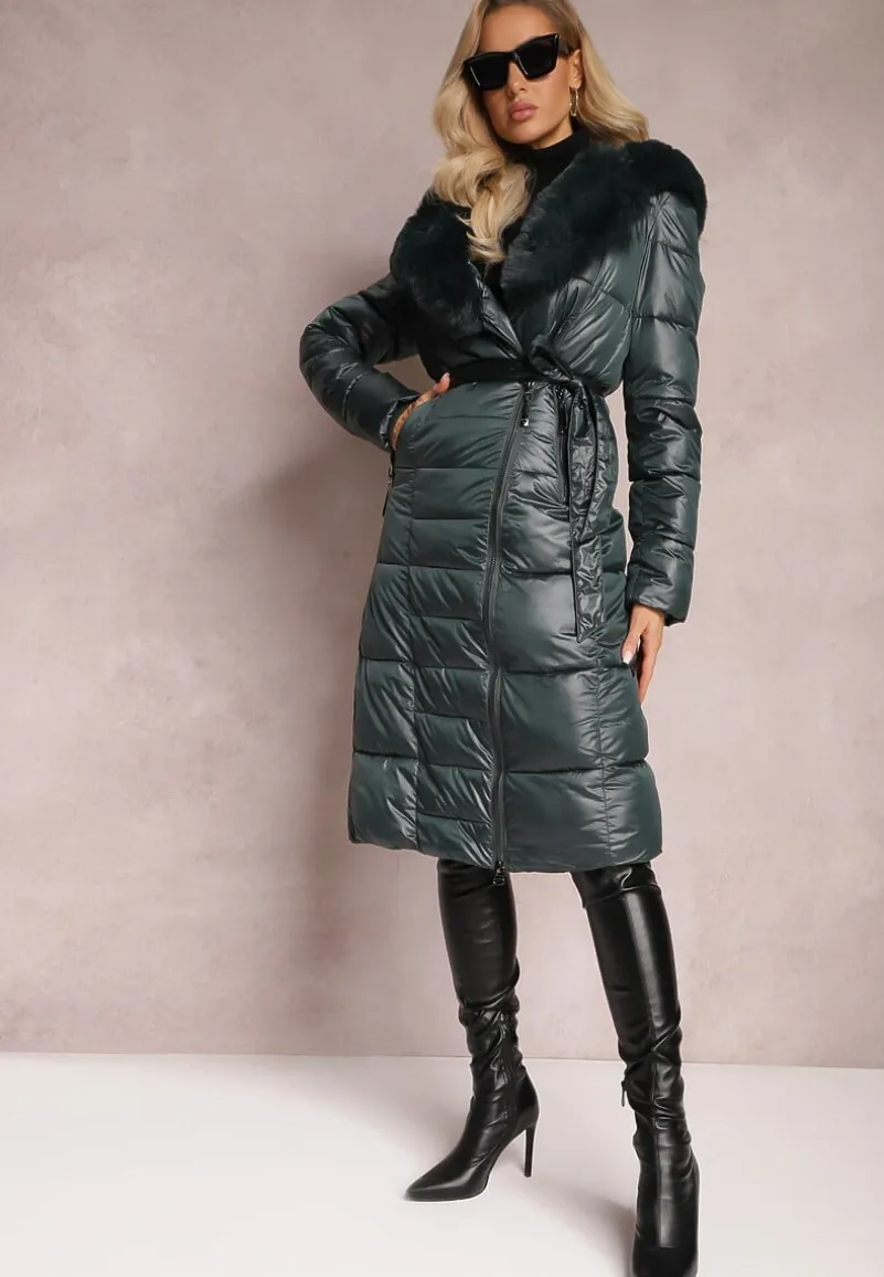 Ciemnozielona Pikowana Kurtka Płaszcz za Kolano z Wiązanym Paskiem i Futerkiem Vivenda