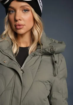 Ciemnozielona Pudełkowa Kurtka Zdobiona Pikowanymi Przeszyciami z Kapturem i Ściągaczami Ziasha