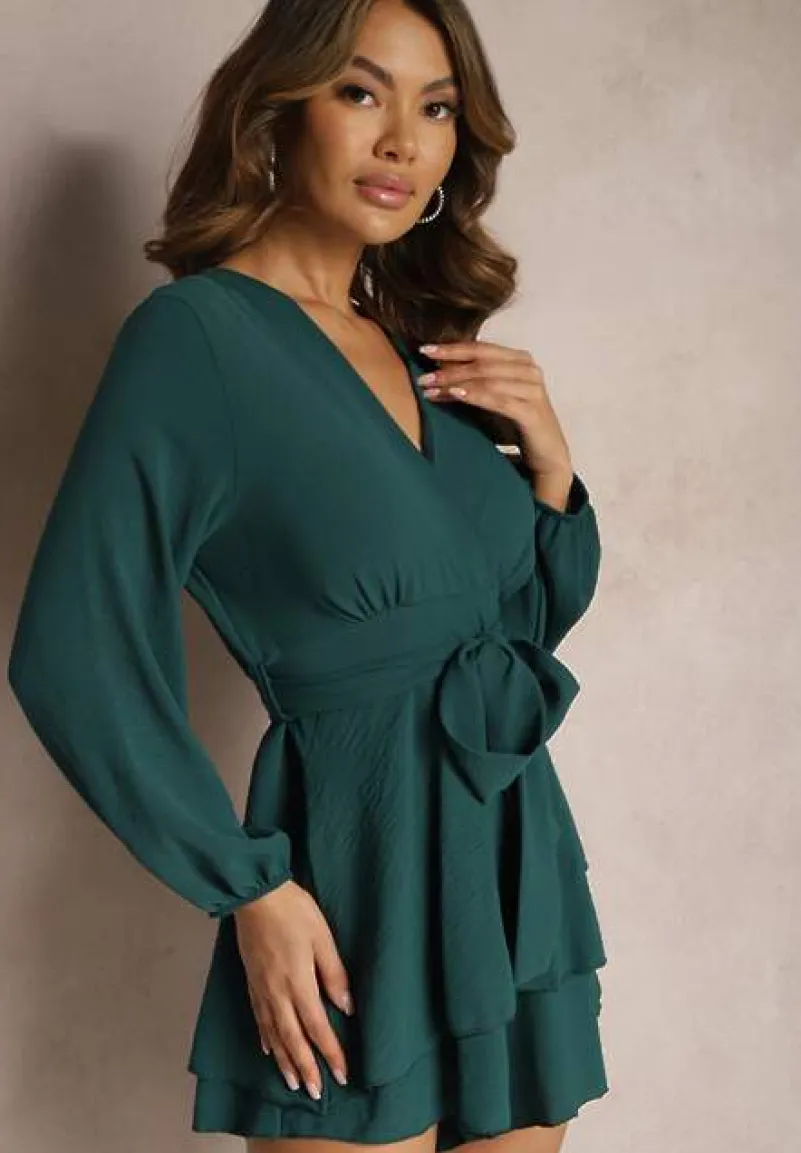 Ciemnozielona Rozkloszowana Sukienka Kombinezon z Kopertowym Dekoltem i Falbanką Vomitta