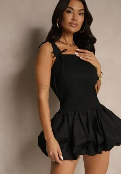 Czarna Bawełniana Sukienka o Kroju Balloon na Ramiączkach z Dopasowaną Górą Linalaia