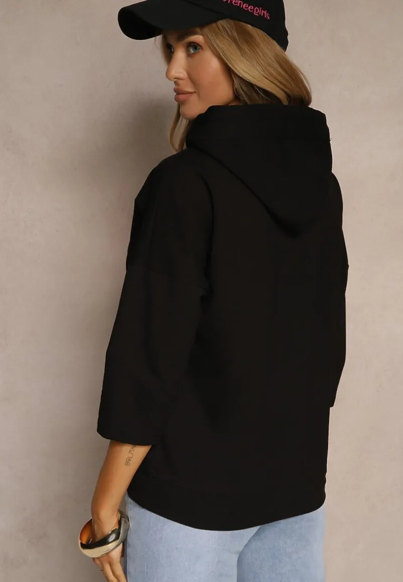 Czarna Bluza z Kapturem Ozdobnym Nadrukiem i Rękawami 3/4 Saniressa