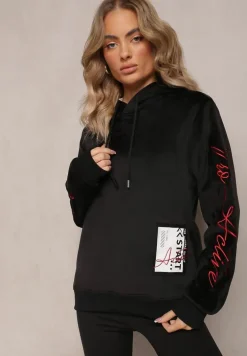 Czarna Bluza z Polarem i Haftami na Rękawach Janakame