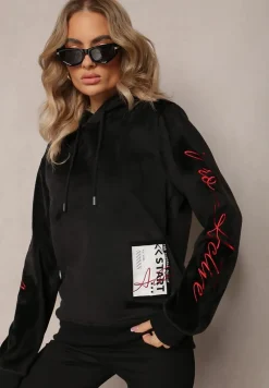 Czarna Bluza z Polarem i Haftami na Rękawach Janakame