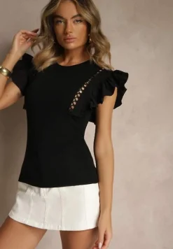 Czarna Bluzka Ozdobiona Ażurowym Motywem i Falbanami Izovira