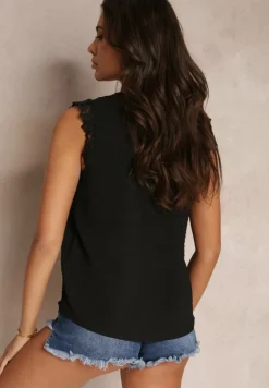 Czarna Bluzka Top z Tkaniny Plumeti z Ozdobną Koronką Caliya