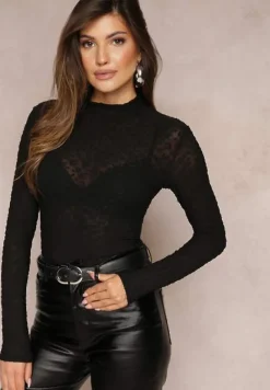 Czarna Bluzka w Cętki z Lekko Prześwitującej Tkaniny Tuomela