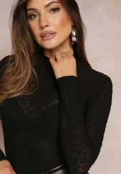 Czarna Bluzka w Cętki z Lekko Prześwitującej Tkaniny Tuomela