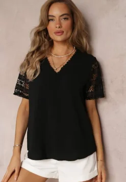 Czarna Bluzka z Krótkim Rękawem i Ażurowym Zdobieniem Gracenie