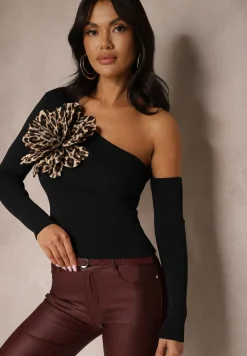 Czarna Bluzka z Wiskozą o Asymetrycznym Kroju z Kwiatem 3D Noradi