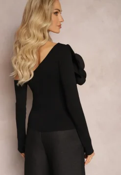 Czarna Bluzka z Wiskozy o Asymetrycznym Kroju z Aplikacją 3D z Kwiatem Cheleta