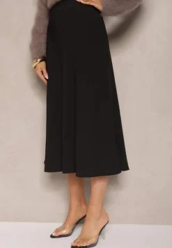 Czarna Casualowa Rozkloszowana Spódnica Dorilena