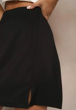Czarna Casualowa Spódnica o Trapezowym Kroju Arezi