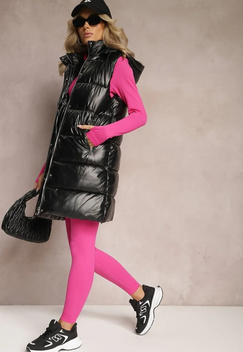 Czarna Długa Kamizelka z Kapturem i Kieszeniami Ozdobiona Pikowaniem Moncja