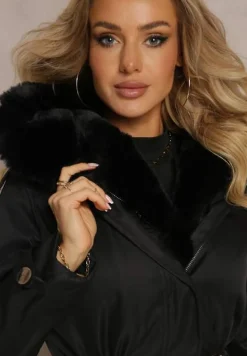 Czarna Długa Kurtka Parka Nylonowa Płaszcz z Futrzanymi Wstawkami Rinale