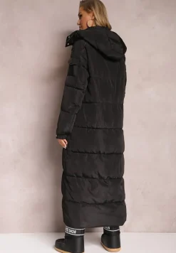 Czarna Długa Kurtka Płaszcz z Pikowaniem i Odpinanym Kapturem Mystaris