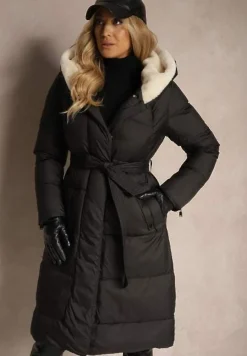 Czarna Długa Kurtka Pikowana z Kapturem Wiązana w Pasie Neanethra