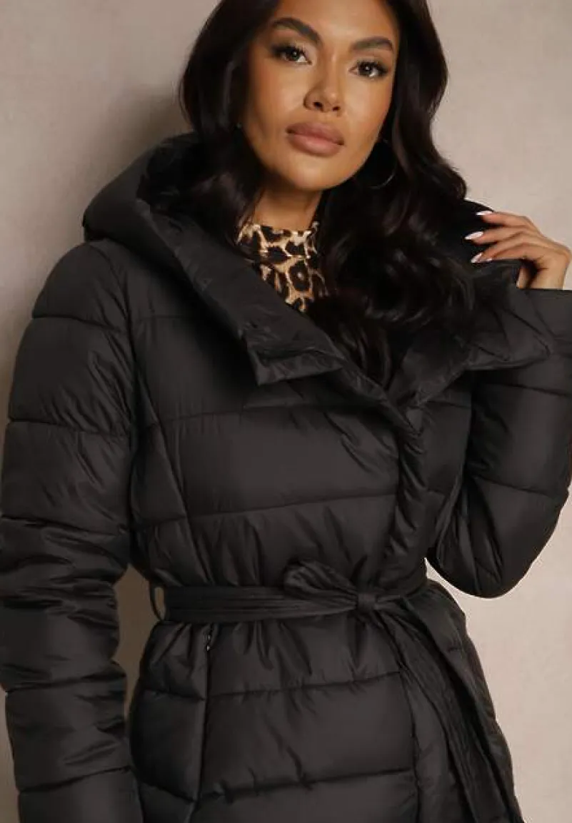 Czarna Długa Kurtka Pikowana z Paskiem Mocno Ocieplana Calsemi