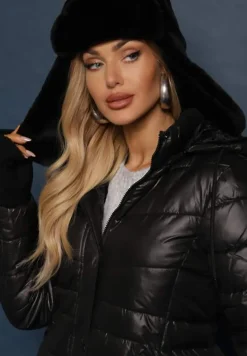 Czarna Długa Kurtka z Kapturem i Dwustronnym Suwakiem Zdobiona Pikowaniem Sanvela