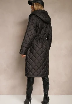 Czarna Długa Kurtka z Kapturem i Paskiem w Talii Zdobiona Pikowanymi Przeszyciami Nikilya