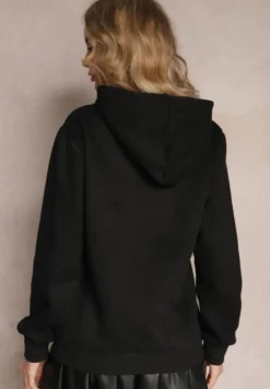 Czarna Dzianinowa Bluza Ocieplana z Nadrukiem Invta