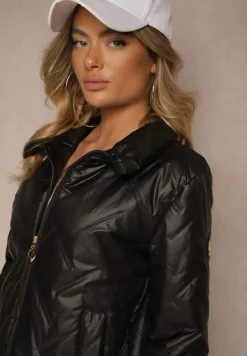 Czarna Elegancka Kurtka z Pikowanymi Przeszyciami Kołnierzykiem i Ściągaczem Fizana