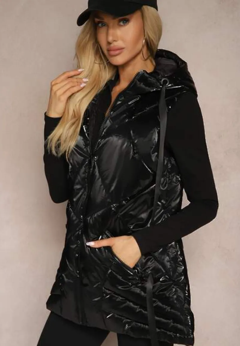 Czarna Kamizelka Metaliczna z Pikowaniem i Kapturem Nerianae