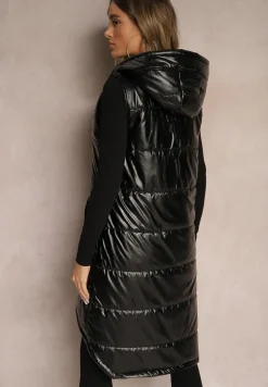 Czarna Kamizelka o Długim Kroju Wykończona Imitacją Kieszeni i Kapturem Mavaline