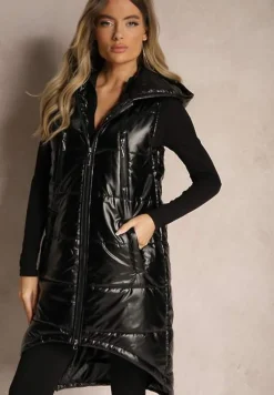 Czarna Kamizelka o Długim Kroju Wykończona Imitacją Kieszeni i Kapturem Mavaline