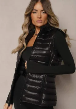 Czarna Kamizelka Ozdobiona Pikowaniem i Kapturem Mivandra