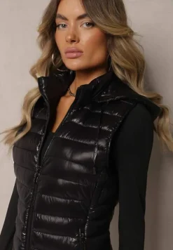 Czarna Kamizelka Ozdobiona Pikowaniem i Kapturem Mivandra